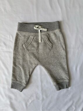 🚙 Baby boy GAP Gray Knit Joggers